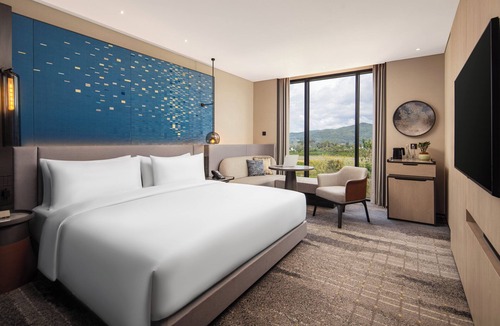 Labuan Bajo Hotel | Crowne Plaza Labuan Bajo by IHG