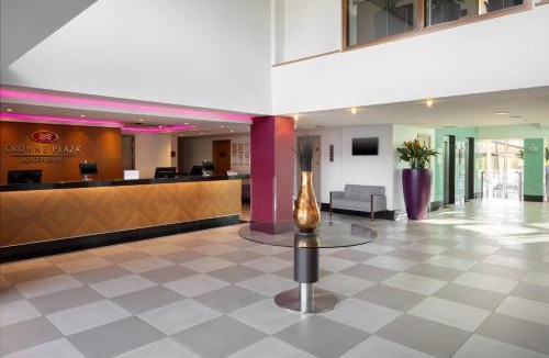 Hanger Hill Hotel | Crowne Plaza London Ealing by IHG