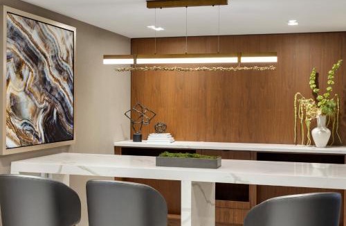 Etobicoke Hotel | Crowne Plaza Toronto Airport by IHG