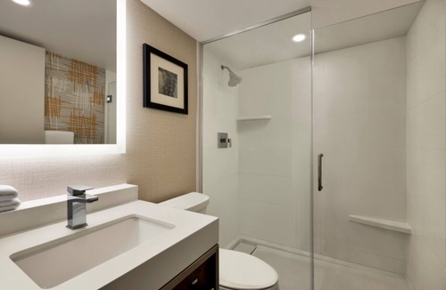 Etobicoke Hotel | Crowne Plaza Toronto Airport by IHG