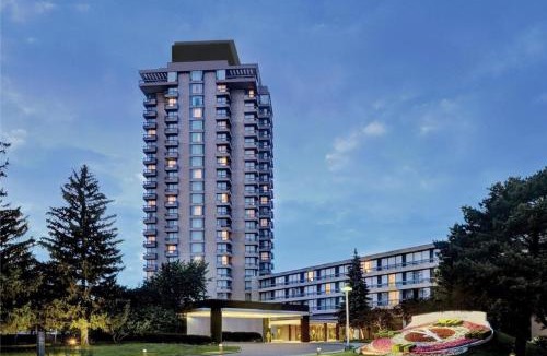 North York Hotel | Crowne Plaza Toronto - North York by IHG