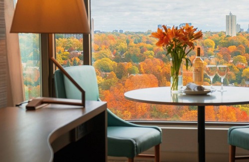 North York Hotel | Crowne Plaza Toronto North York by IHG
