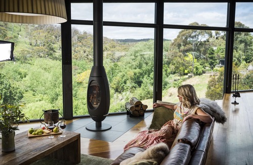 Hepburn Cottage | Crowned Australia's No.1 Romantic Accommodation