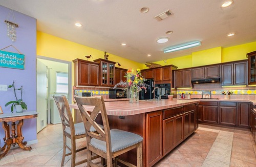 Harbor Oaks House | Crows Nest Complex - Aransas Bay Waterfront with Private Pier & Beach