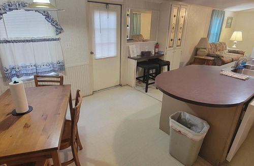 West Tawakoni Cabin | Crows Nest - Our biggest cabin for the whole family!