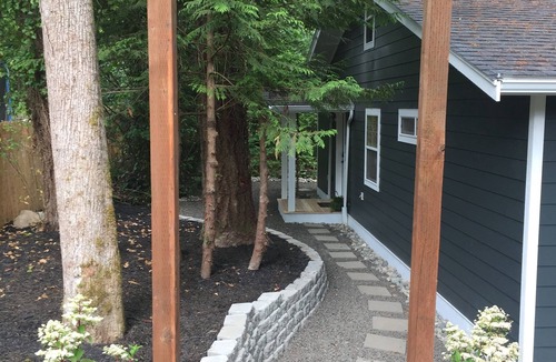 Suquamish Cottage | Crow’s Nest Studio-Cosy Getaway in the Woods