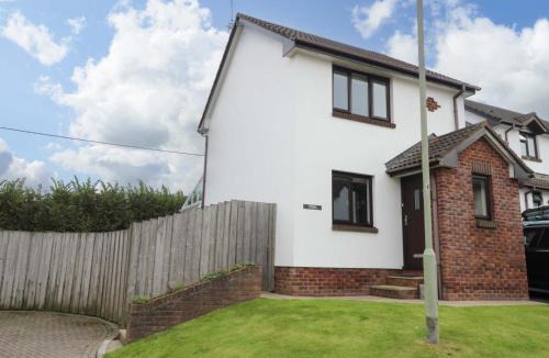 Croyde House | Croyde Pebbles