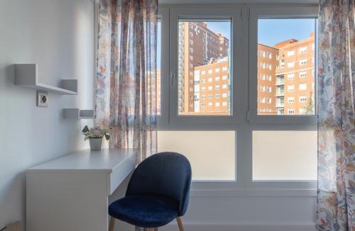 Barakaldo House | Cruces Metro Rooms