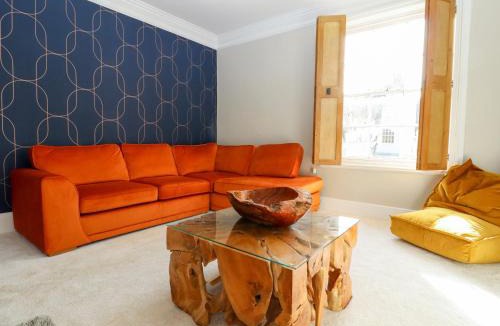 Bridge House | Crud Yr Awel