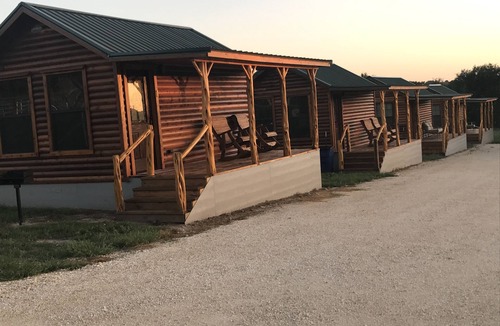 Hamilton Cabin | Cruise Crooked Creek 3