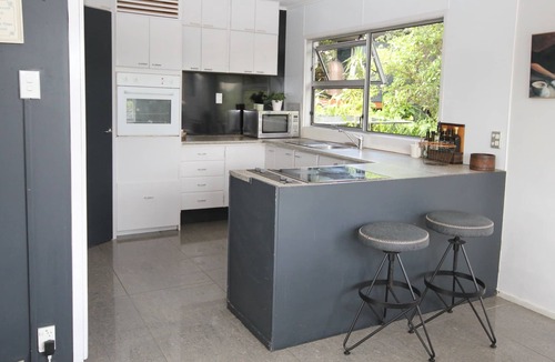 Hatfields Beach House | CRUISY COASTAL