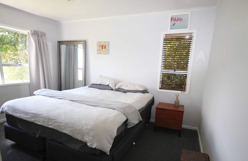 Hatfields Beach House | CRUISY COASTAL