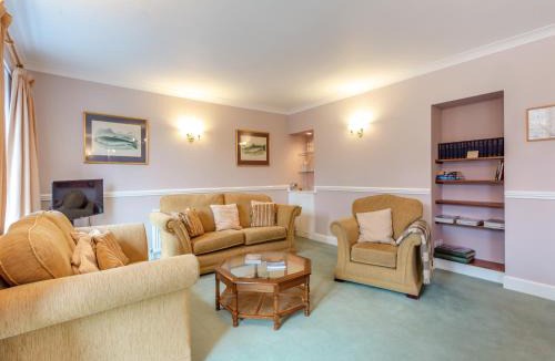 Marybank House | Cruives Lodge