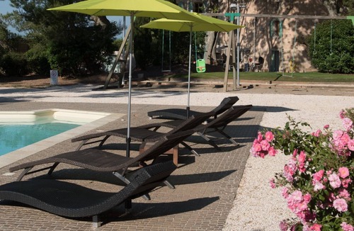 Ouveillan House | Crusade family suite