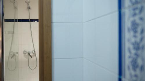 Adahuesca Hostel | Crux Albergue