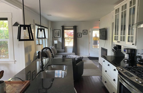 Crystal Beach House | Crystal Beauty
