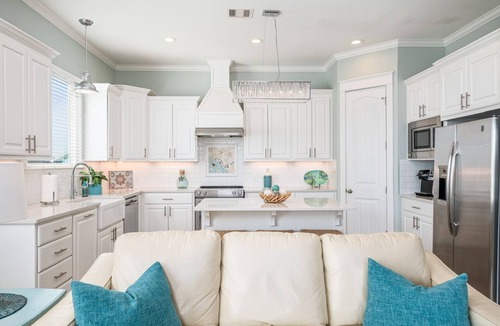 Port Bolivar House | Crystal Breeze - beautiful 3 bdrm, with gulf view - just steps to the beach!