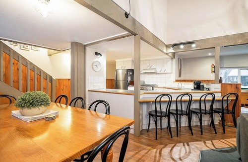 Dinner Plain Ski Chalet | Crystal Brook Lodge - Dinner Plain