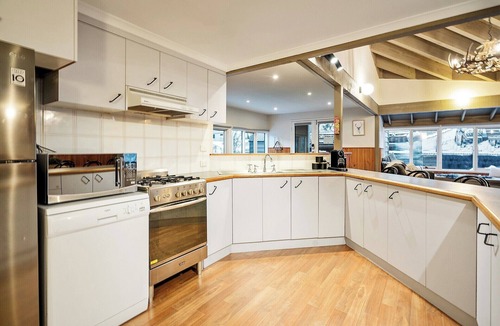 Dinner Plain Ski Chalet | Crystal Brook Lodge - Dinner Plain