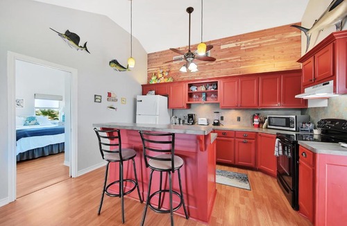Crystal Beach House | Crystal by the Sea