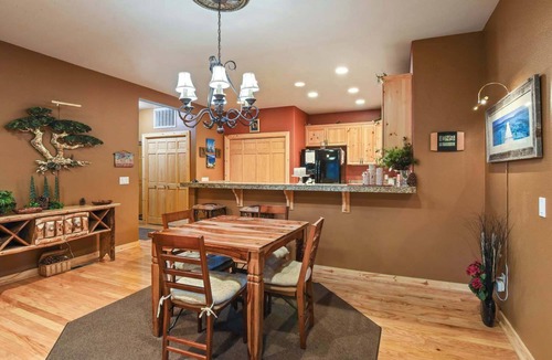 Crystal Bay Condo | Crystal Charm – Amazing 3 BDR Condo Close to Beaches, Casinos, & Skiing!