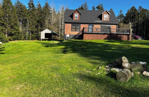 Stonington House | Crystal Cove - Private Oceanfront