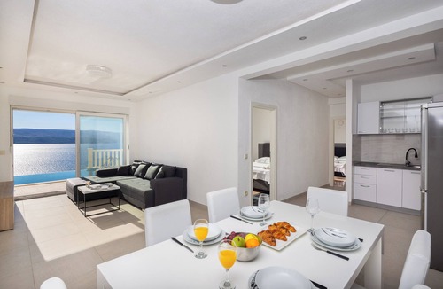 Celina Villa | Crystal Holiday Home