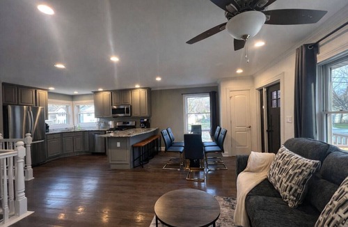 Crystal Lake House | Crystal Lake 4BR | Insurance & Repair Stays