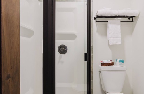 Enumclaw Hotel | Crystal Mountain Hotels