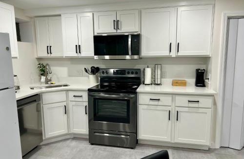 Rosaryville Apartment | Crystal Place