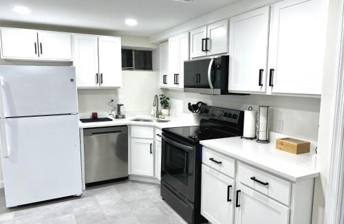 Rosaryville Apartment | Crystal Place