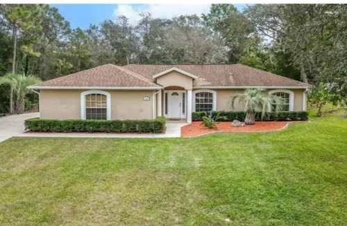 Homosassa House | Crystal River - Fun 'n Sun Retreat - Sleeps 8