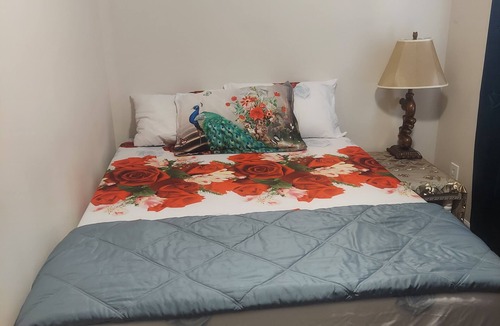 Newark House | Crystal Room