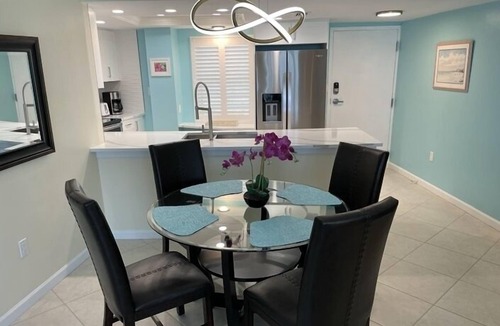 Siesta Key Condo | Crystal Sands Tower Unit 704 - Beachfront