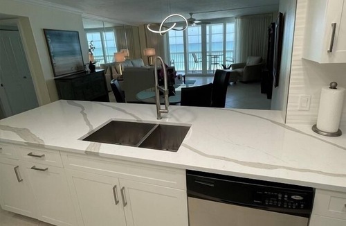 Siesta Key Condo | Crystal Sands Tower Unit 704 - Beachfront
