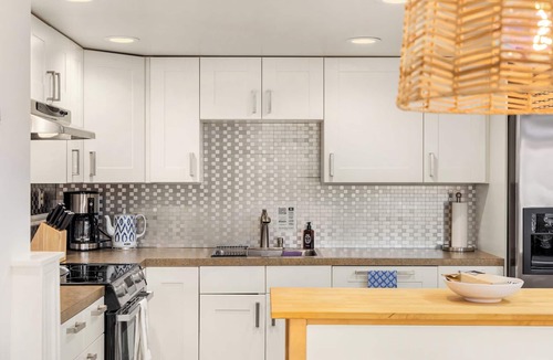 Bainbridge Island Cottage | Crystal Springs Seaside Escape