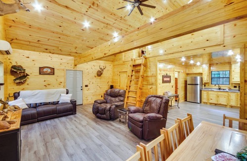 Copiah County Cabin | Crystal Springs Cabin, 4 Mi to Calling Panther!