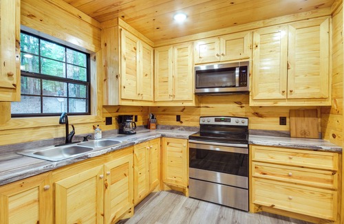 Copiah County Cabin | Crystal Springs Cabin, 4 Mi to Calling Panther!