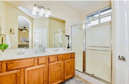 Coldwater Springs House | Crystal Suite
