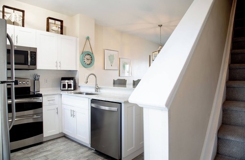 Marathon Villa | Crystal Waters - 2BR 2.5BA Coastal Villa