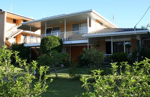 Palm Beach Apartment | Crystal Waters - Palm Beach Waterfront