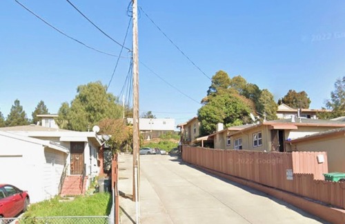 Ashland Apartment | Cuarto con baño privado