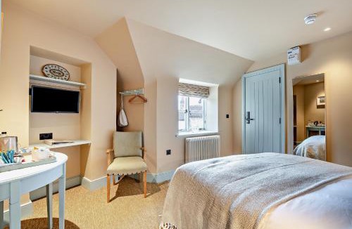 East Dean and Friston Bed & Breakfast | Cub Bedroom Four