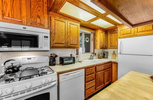 Sanger Cabin | Cub Cabin #471