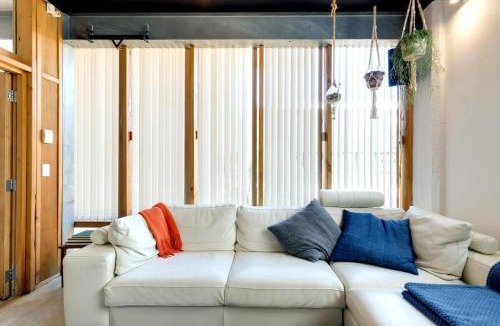 Te Aro Apartment | Cuba St Apartment & Parking