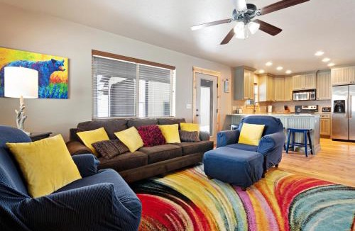 Garden City House | Cubbyz Cabin