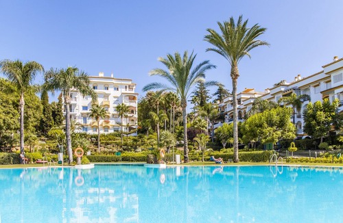 Marbella Apartment | Cubo's Apartment Nagueles Marbella/free wifi/golf