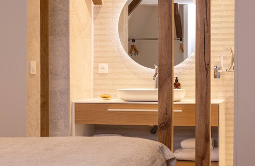 Altillac Hotel | Cueillette