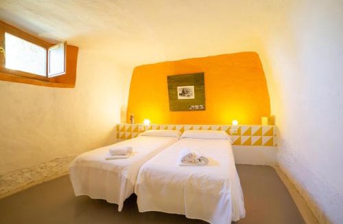 Valtierra House | Cuevas de las Bardenas