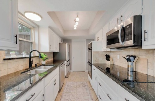 Northeast Carrollton House | Cul-De-sac - Pet-Friendly - Sleeps 9 home – Ideal for long Stays!